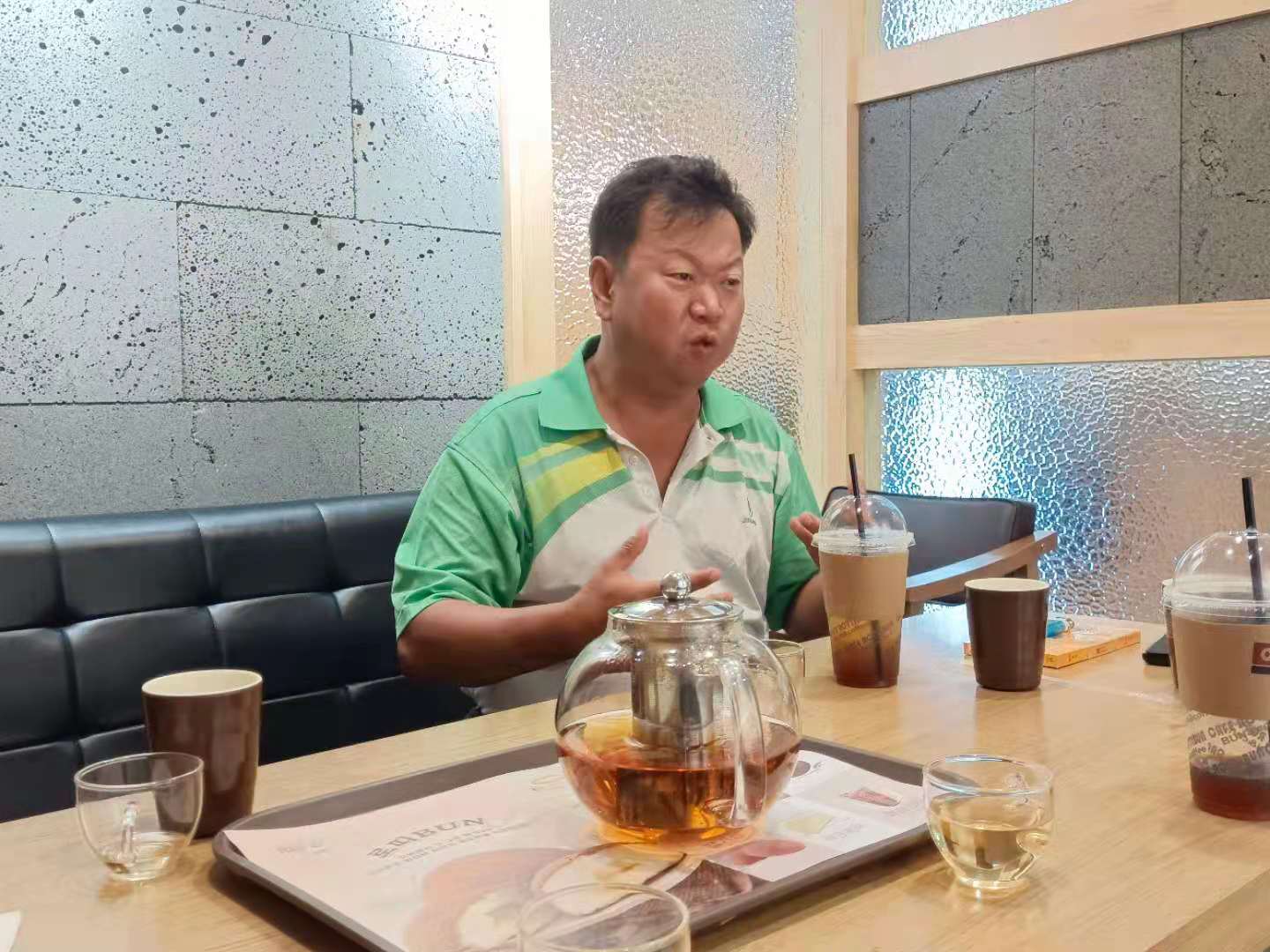 01.jpg